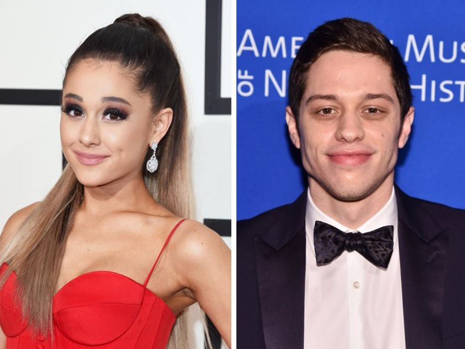 Rộ tin Ariana Grande đính hôn với bạn trai sau 1 tháng hò hẹn - 1
Ariana Grande và Pete Davidson đã đính hôn sau 1 tháng hò hẹn?