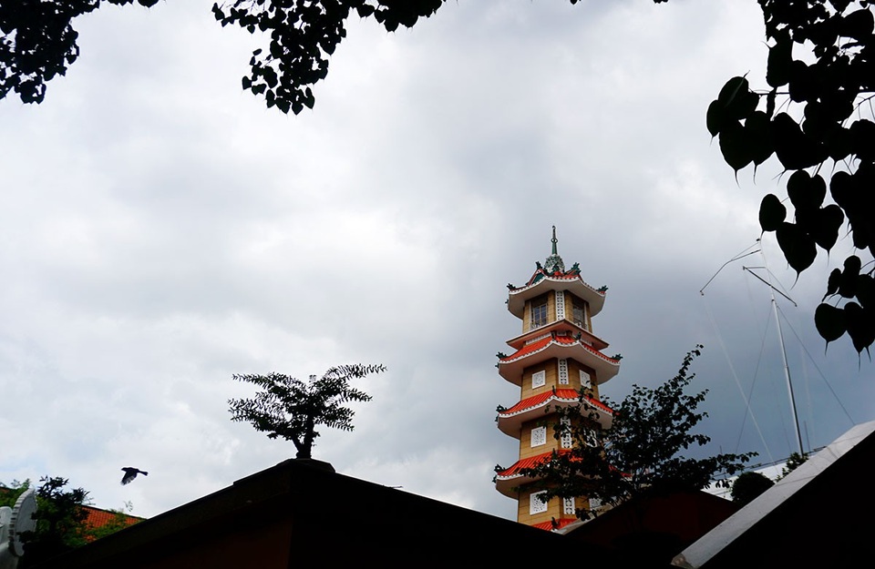 Ngôi chùa có tháp chuông cao nhất Sài Gòn tồn tại hơn 50 năm - 3 Tháp chuông từng xác lập kỷ lục như tháp chuông cao nhất Việt Nam.
