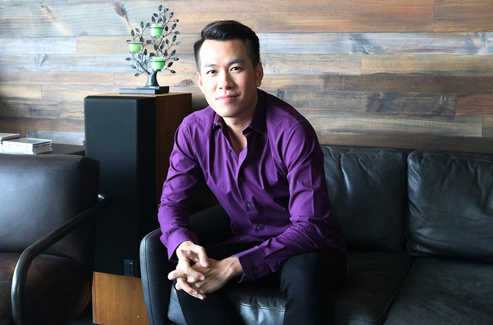Hồ Trung Dũng: “Nếu tôi có cưới khán giả cũng không biết” - 3 Hồ Trung Dũng: “Nếu tôi có cưới khán giả cũng không biết” - 3