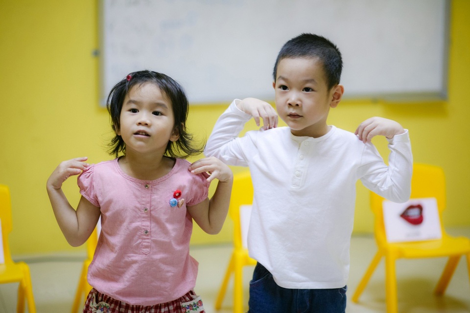 Ba mẹ trăn trở cho con một mùa hè ý nghĩa - 4 Môi trường học tập năng động và hiện đại.