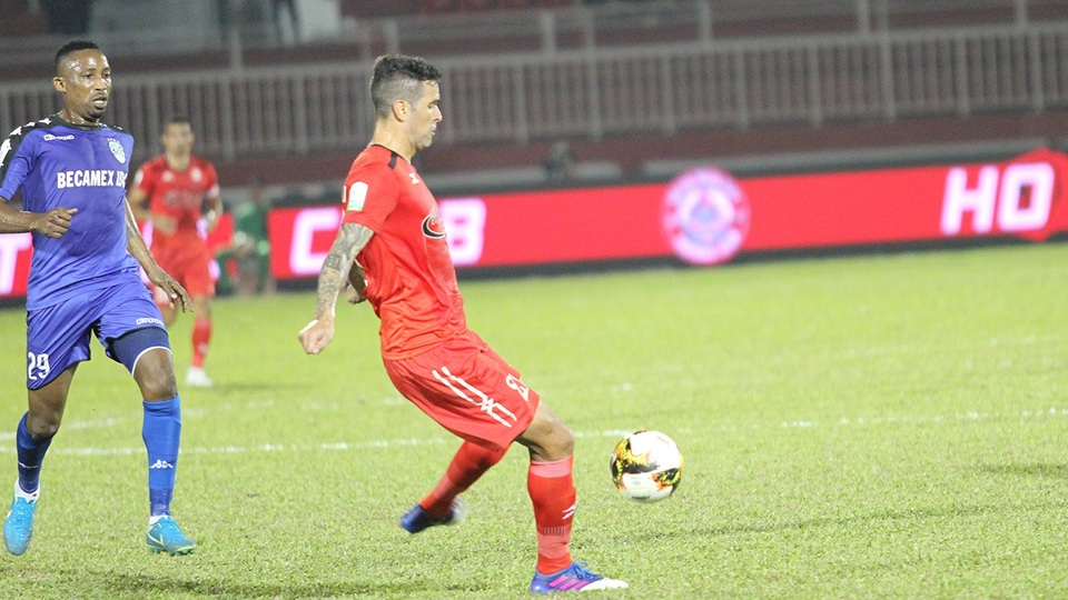 Phi Sơn ghi bàn, đội bóng của HLV Miura chia điểm với B.Bình Dương - 3 Tiền đạo Gonzalo cũng có trận đầu tiên tại V-League 2018