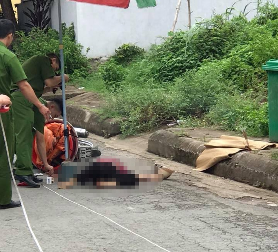 Hà Giang: Nghi án em chồng chặn đường đâm chị dâu tử vong - 1 Hiện trường vụ án mạng (Ảnh: Đức Thuỷ)