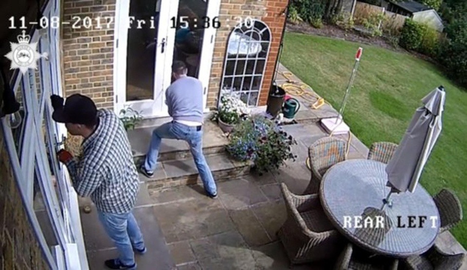 Anh em “siêu trộm” đột nhập 60 ngôi nhà trong vòng 7 tháng - 1
Nếu không bị bắt, hai anh em có thể đã mở rộng phạm vi trộm cắp ra toàn nước Anh