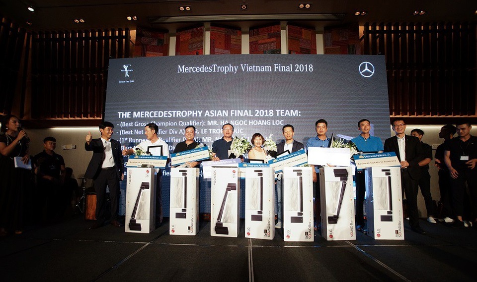 Chung kết Quốc gia MercedesTrophy Việt Nam 2018: Khẳng định tài năng gôn thủ Việt - 2 Phần quà dành cho các gôn thủ Vòng Chung kết Quốc gia MercedesTrophy 2018