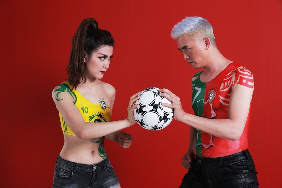 Ấn tượng với bộ ảnh Body Painting cổ vũ World Cup 2018 - 4 Những trận đối đầu trong mơ được thể hiện sống động qua bộ ảnh
