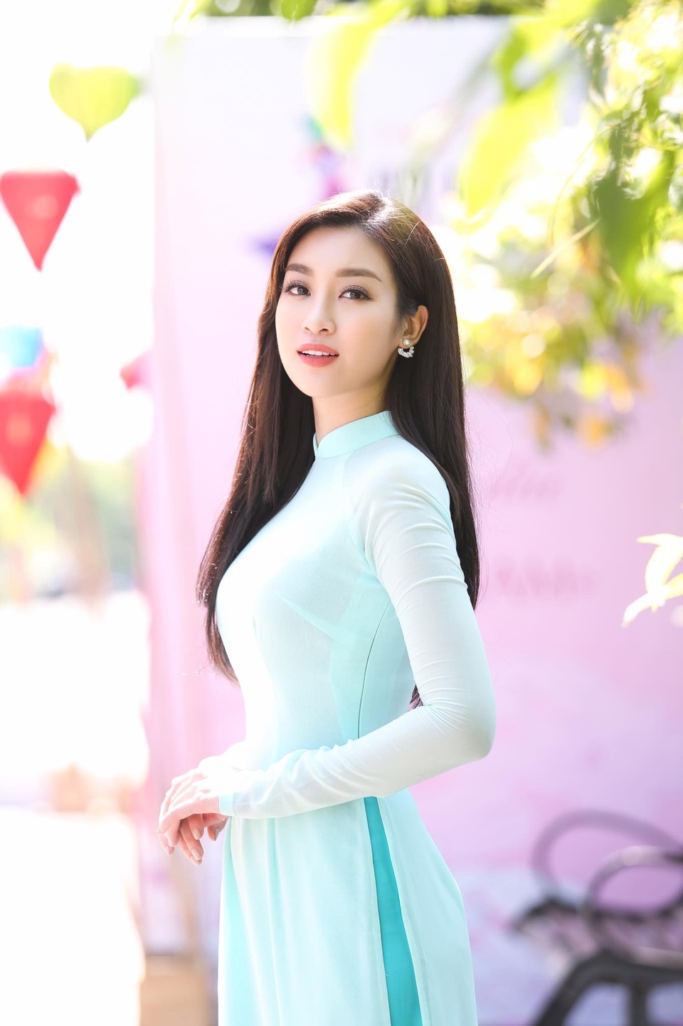 Kỷ niệm không thể quên của sao Việt trong các mùa World Cup - 5 Hoa hậu Đỗ Mỹ Linh.