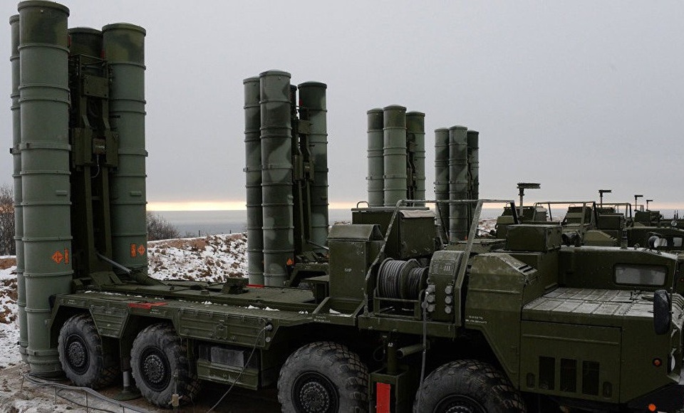 Tính toán chiến lược của Thổ Nhĩ Kỳ khi muốn cả S-400 của Nga và Patriot của Mỹ - 1 Tổ hợp phòng không S-400 của Nga (Ảnh: Tass)