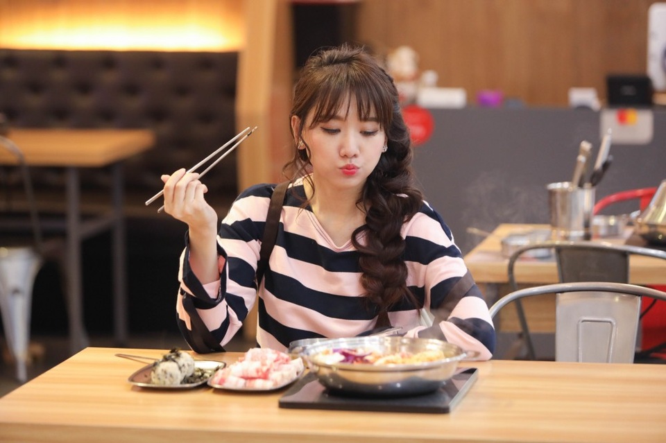 Trấn Thành - Hari: "Vợ chồng chúng em ngu nhưng không phải vô dụng" - 12