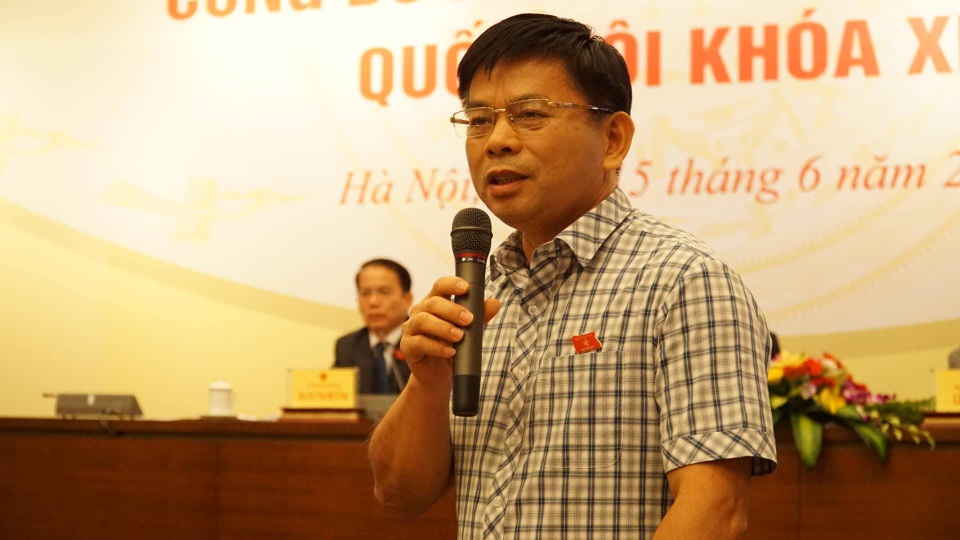 “Luật An ninh mạng không gây ảnh hưởng tới doanh nghiệp” - 2 Ông Nguyễn Thanh Hồng trả lời tại cuộc họp báo.