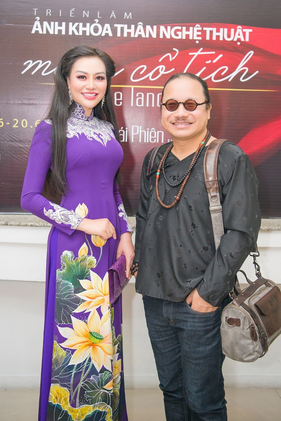 Nữ hoàng Trần Huyền Nhung tiết lộ dự án nghệ thuật Nude với NSNA Thái Phiên - 3 Nữ hoàng Trần Huyền Nhung tiết lộ dự án nghệ thuật Nude với NSNA Thái Phiên - 3