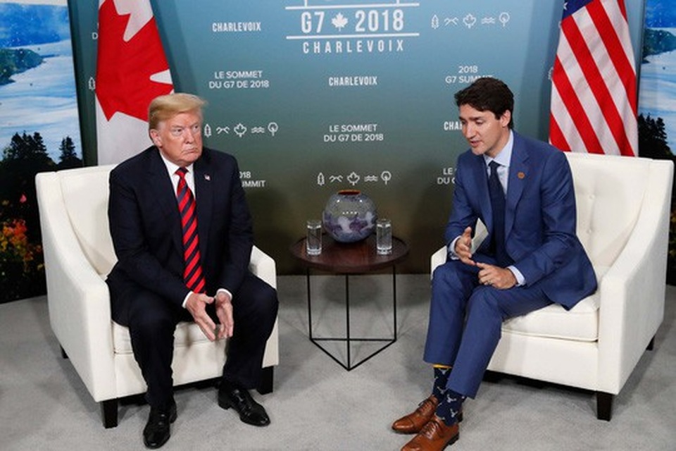 "Thập kỷ vàng" Canada - Trung Quốc gặp khó vì ông Trump - 2
Tổng thống Mỹ Donald Trump gặp Thủ tướng Canada Justin Trudeau bên lề Hội nghị thượng đỉnh G7 hôm 8-6. Ảnh: Reuters
