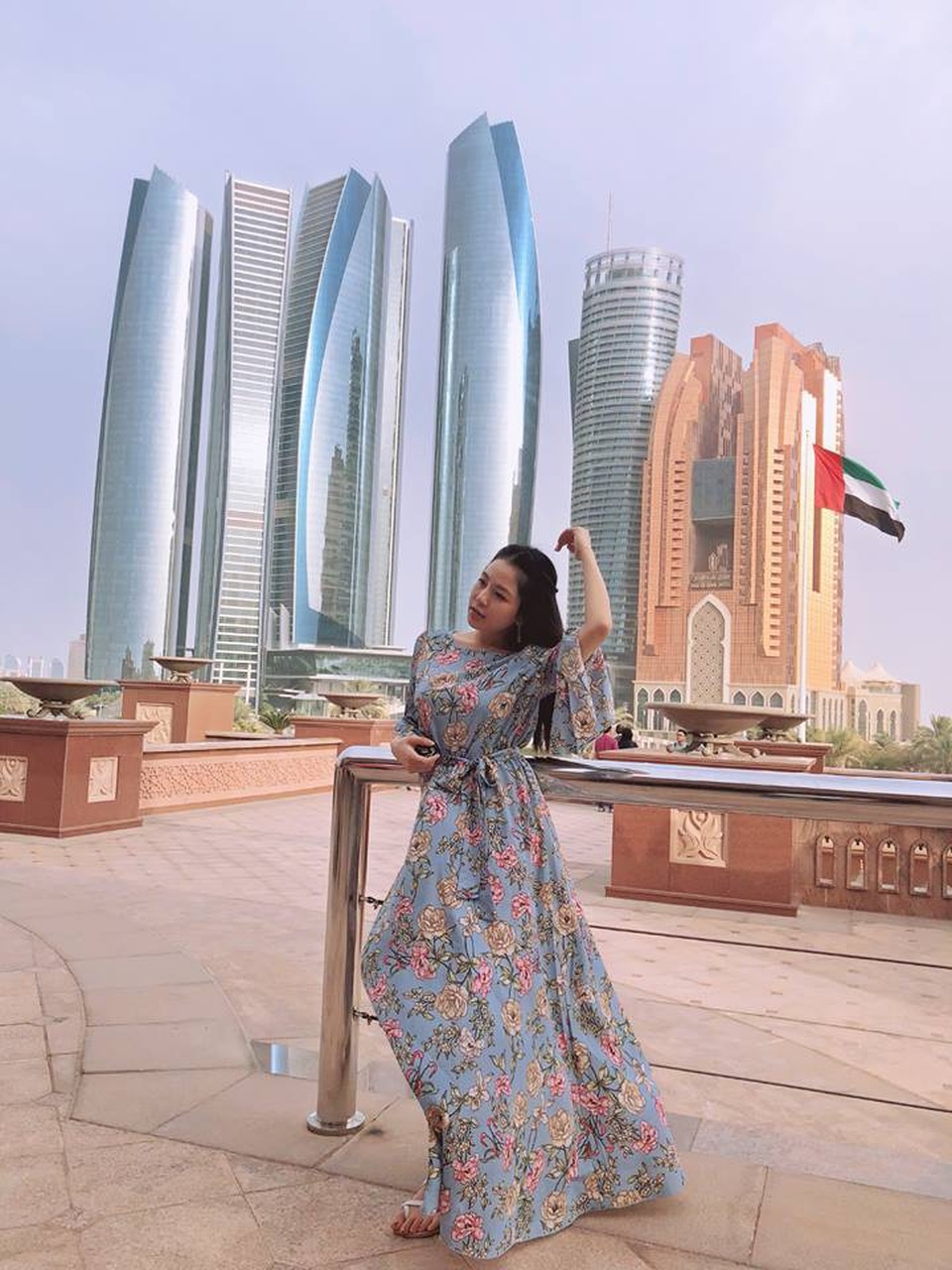 Bị chê nhạt nhẽo khi bình luận World Cup, hot girl "khoe khéo vòng một" nói gì? - 8 Bị chê nhạt nhẽo khi bình luận World Cup, hot girl "khoe khéo vòng một" nói gì? - 8