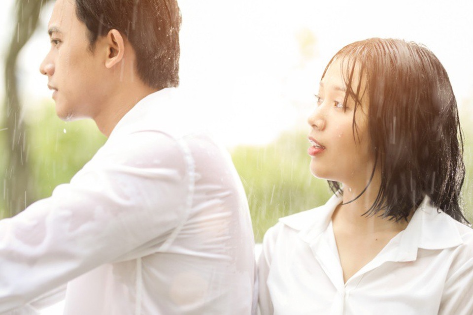 Vậy là sau 10 năm chia cách, hai nhân vật chính đã có một cái kết hợp lòng người hâm mộ hơn.