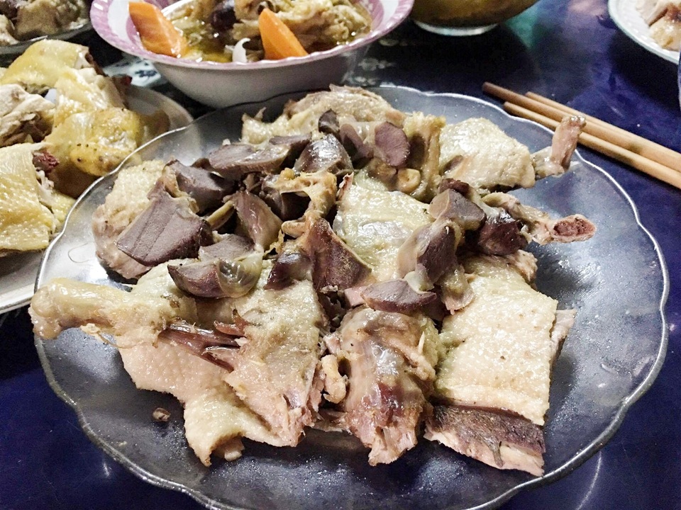 Người Huế ăn gì trong ngày Tết Đoan Ngọ? - 3 Vịt luộc