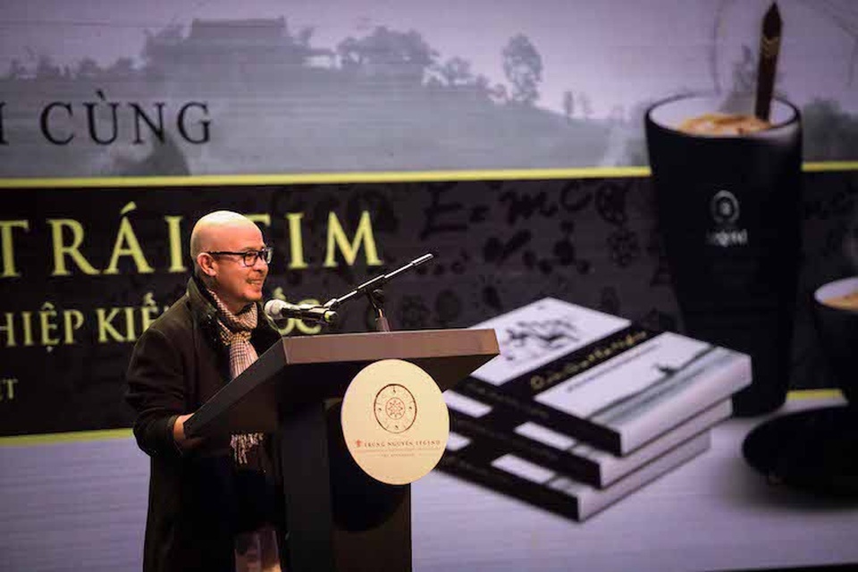 Ông Đặng Lê Nguyên Vũ bất ngờ xuất hiện sau 5 năm “ẩn cư” - 1 Ông Đặng Lê Nguyên Vũ bất ngờ xuất hiện sau 5 năm “ẩn cư” - 1