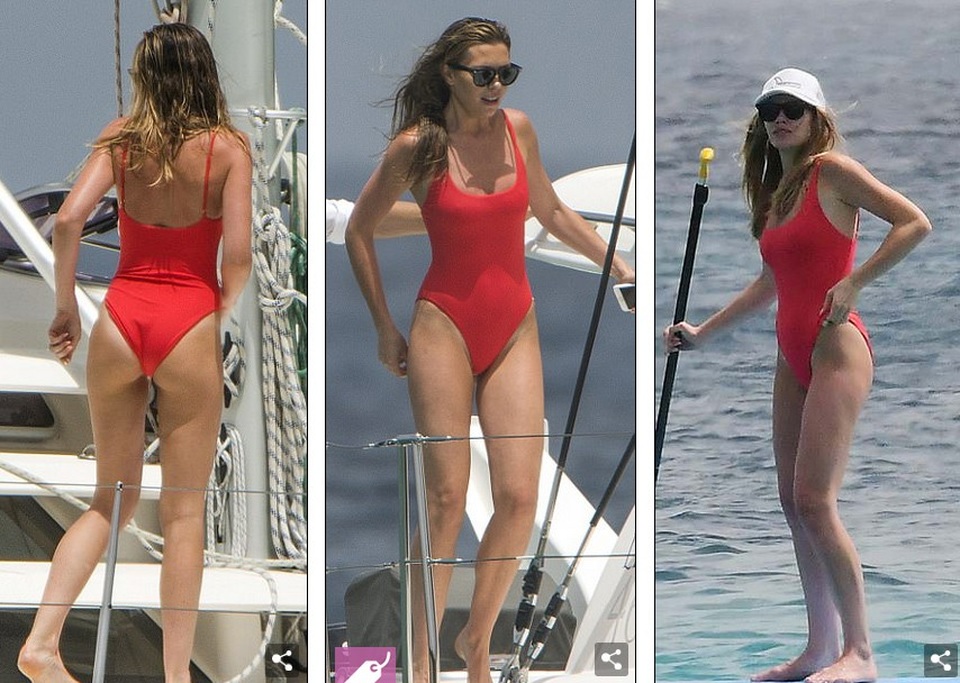 Thân hình nóng bỏng của gái ba con Abbey Clancy - 3
Thật khó tin đây là vóc dáng của bà mẹ mới sinh con thứ 3 cách đây 5 tháng