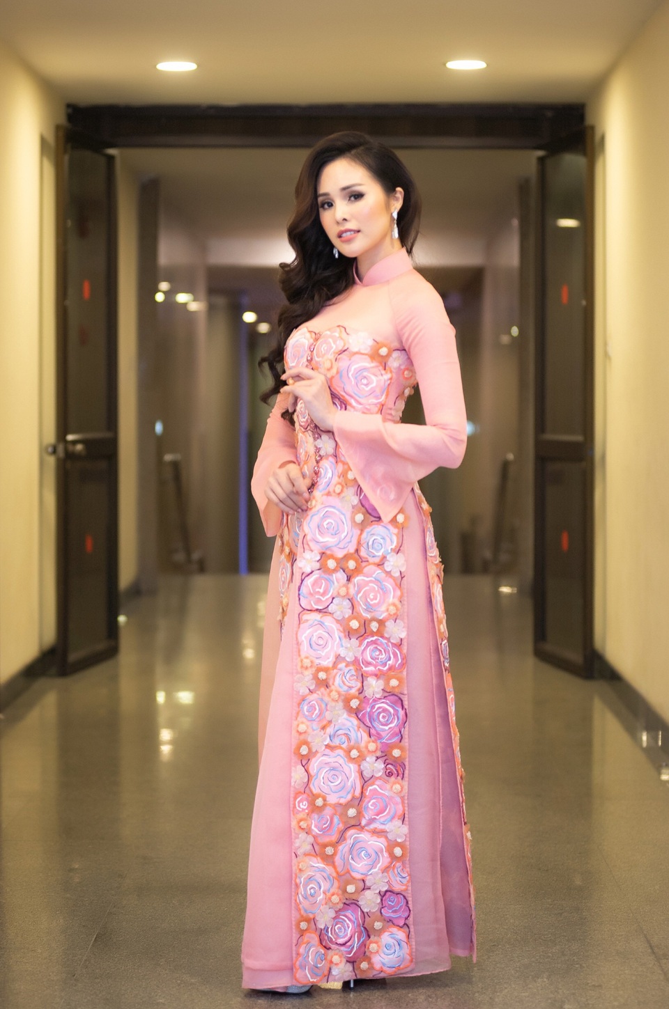 Lê Trinh tâm sự rằng cô là người rất cầu toàn trong công việc nên dù sau 2 năm chính thức bước vào con đường ca hát, đến nay cô vẫn chưa cho ra đời sản phẩm âm nhạc nào bởi cô muốn tích luỹ kinh nghiệm, học hỏi trau dồi và có sự chuẩn bị kỹ lưỡng cho sản phẩm chiến lược sắp tới của mình.