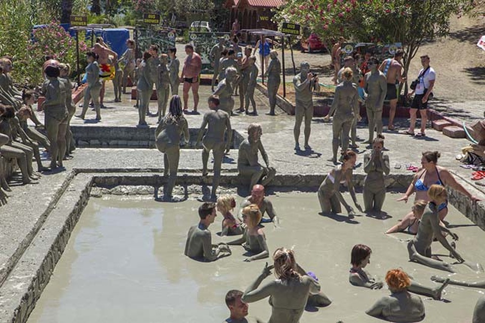 Nghỉ hè mà được đi tới những vùng đất đẹp lung linh thế này thì còn gì bằng - 17