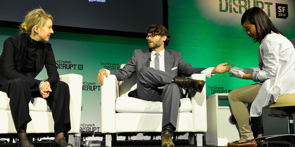 Mô hình kinh doanh của Theranos dựa trên ý tưởng có thể xét nghiệm máu một cách chính xác bằng cách sử dụng công nghệ độc quyền, chỉ với một dấu vân tay và một chút máu của người bệnh. Holmes cho biết các xét nghiệm có thể phát hiện nhiều vấn đề như bệnh ung thư hay tình trạng cholesterol cao.