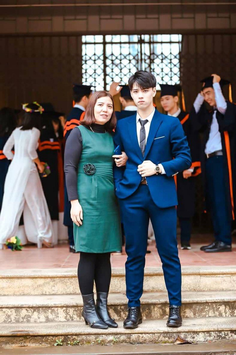 “Hot boy sơ mi trắng” trường Ba Vì đang được dân mạng quan tâm - 11 “Hot boy sơ mi trắng” trường Ba Vì đang được dân mạng quan tâm - 11
