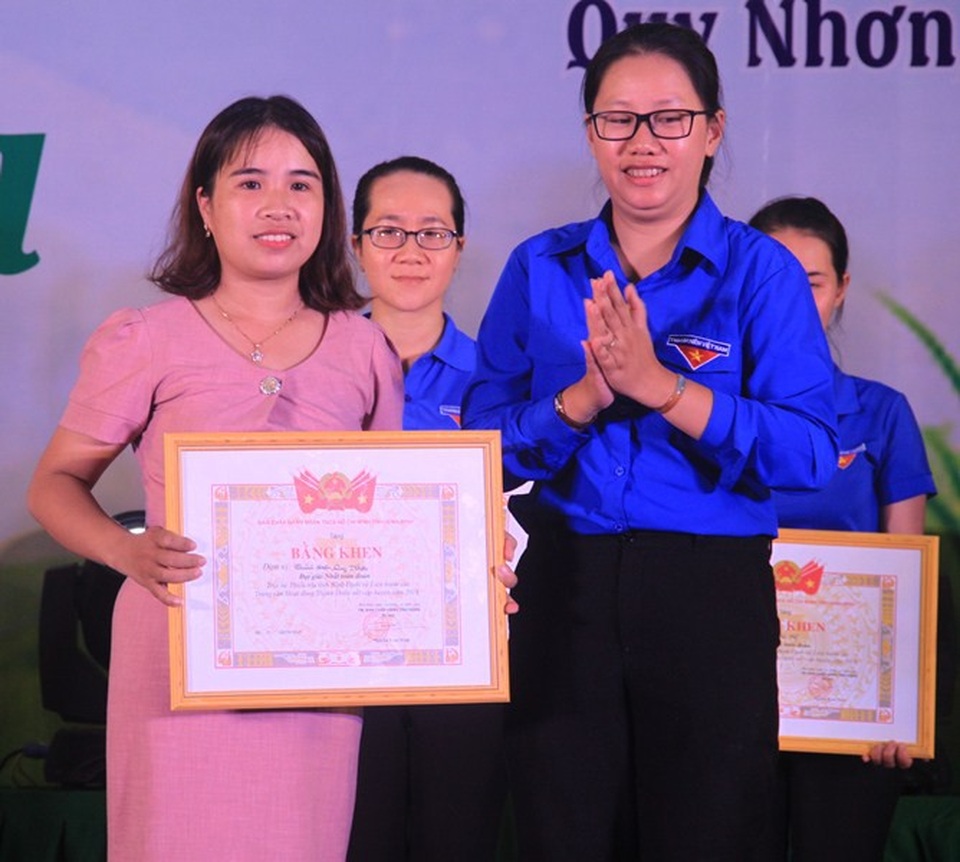 Đoàn TP Quy Nhơn đạt giải Nhất toàn đoàn trong 11 đơn vị huyện, thị xã tham gia trại hè 2018.