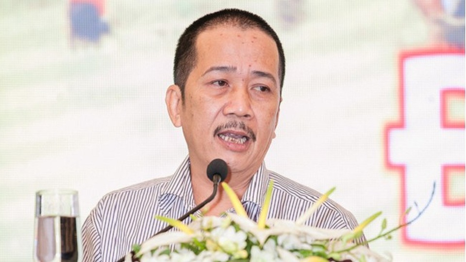 Chuyên gia Bùi Trinh: Cán bộ xuất ngoại, tiền thuế của dân phải tiêu cẩn thận! - 1 Chuyên gia kinh tế Bùi Trinh