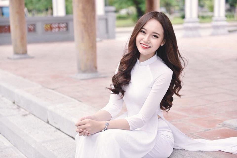 Thiếu nữ xinh đẹp được khen ngợi hết lời vì hiểu biết về bóng đá trên truyền hình - 8 Thiếu nữ xinh đẹp được khen ngợi hết lời vì hiểu biết về bóng đá trên truyền hình - 8