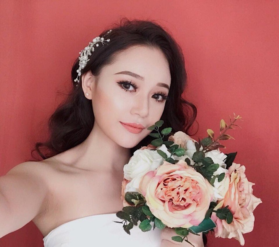 Thiếu nữ xinh đẹp được khen ngợi hết lời vì hiểu biết về bóng đá trên truyền hình - 4 Thiếu nữ xinh đẹp được khen ngợi hết lời vì hiểu biết về bóng đá trên truyền hình - 4