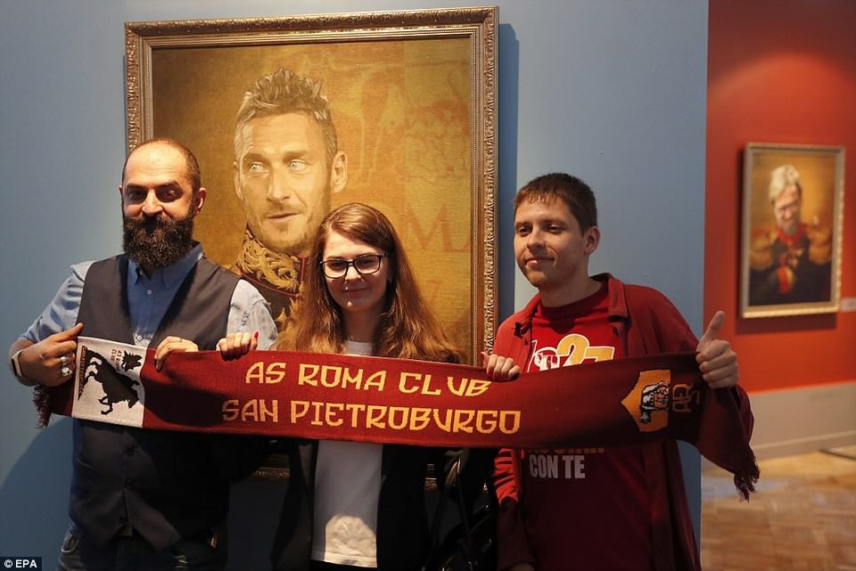 Huyền thoại bóng đá bỗng hóa thành quý tộc - 7 Cầu thủ người Ý Francesco Totti.