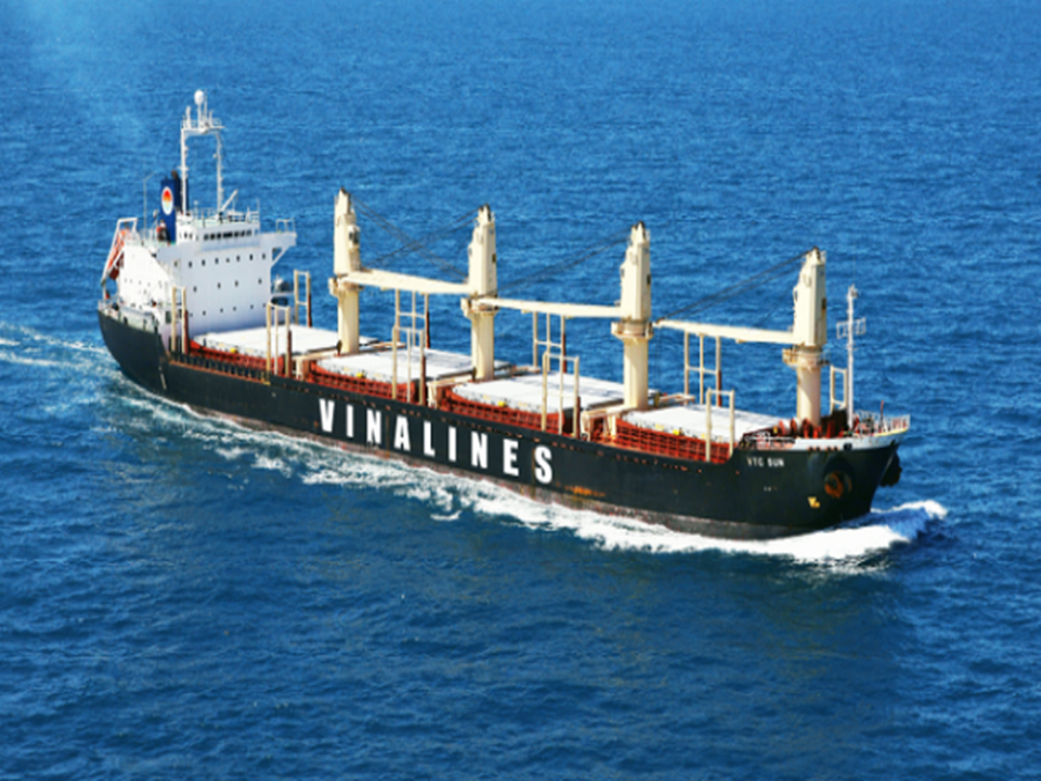 Cổ phần hoá Vinalines: Hơn 300 người sẽ phải nghỉ việc - 1 Giá khởi điểm cổ phần Vinalines trong phiên IPO chỉ ngang với mệnh giá là 10.000 đồng/cổ phần