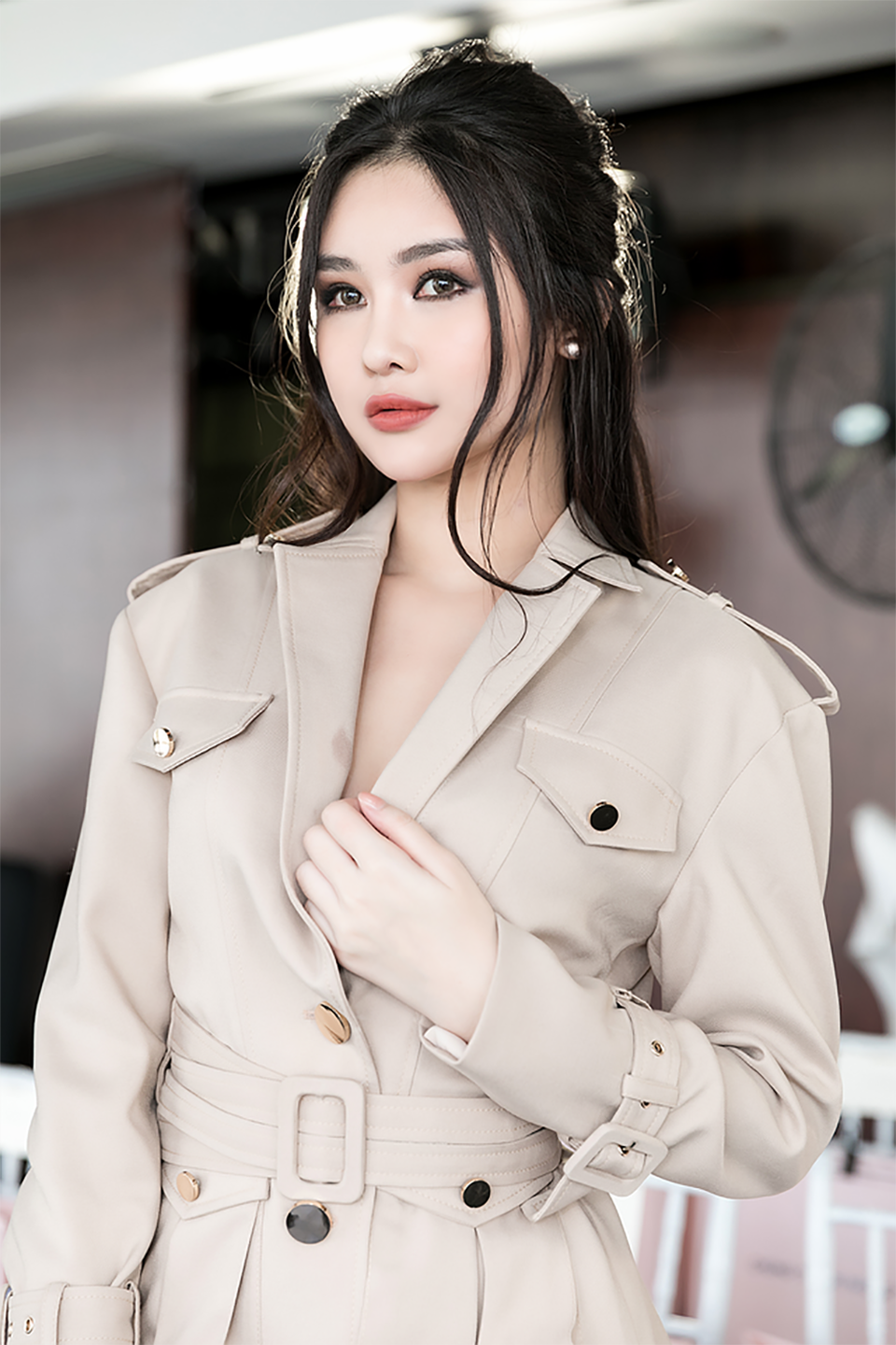 Hoa hậu bị “dập tơi bời” sau đăng quang, không hẳn là thua thiệt - 2 Hình ảnh mới nhất cho thấy nhan sắc của hoa hậu Đại dương Lê Âu Ngân Anh đã thay đổi khá nhiều, đẹp mặn mà và thu hút hơn hẳn khi vừa đăng quang.