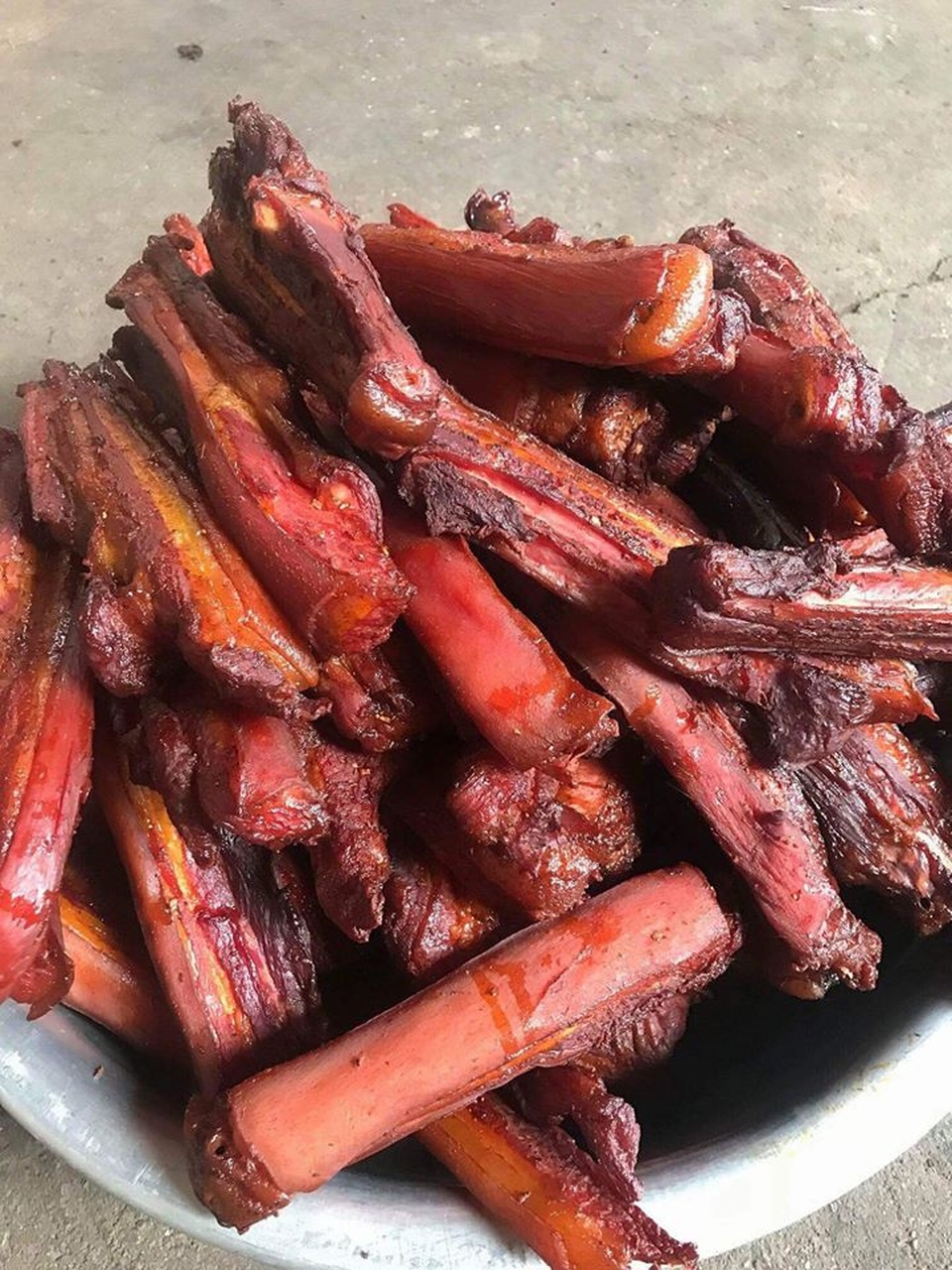 Bán cả tạ lợn sấy gác bếp mùa World Cup - 6 Bán cả tạ lợn sấy gác bếp mùa World Cup - 6