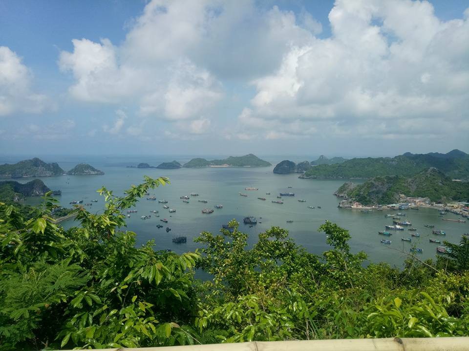Hè này biết đi đâu, rủ ngay hội bạn thân tới Cát Bà - 1 Hè này biết đi đâu, rủ ngay hội bạn thân tới Cát Bà - 1