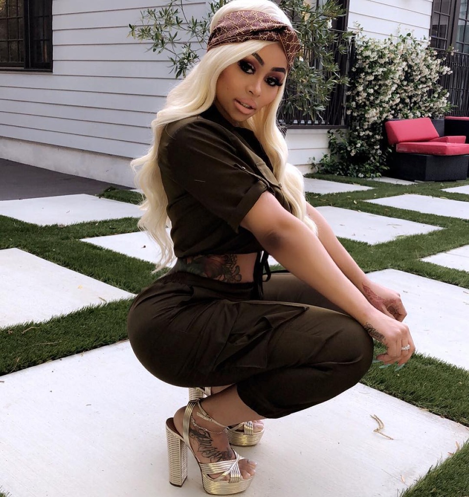 Blac Chyna khoe dáng nóng bỏng - 7
Trong hki đó cát sê dự tiệc của vũ nữ thoát y này đang giảm dần