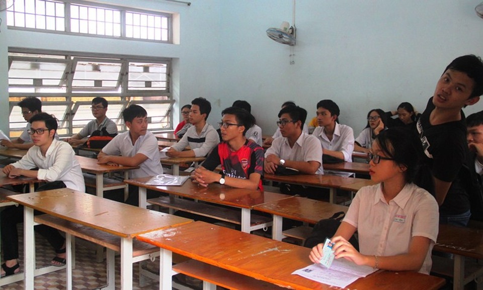 Chủ tịch tỉnh Bình Định yêu cầu rà soát kỳ thi THPT quốc gia 2018 - 1 Học sinh tham dự kỳ thi THPT quốc gia năm 2018 tại Bình Định