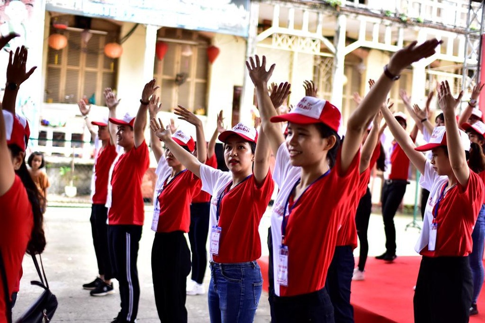 Gắn kết tập thể bằng hành động… hiến máu - 9 Được biết, ngày hội “Giọt hồng Thành phố mang tên Bác” với tinh thần “Một giọt máu cho đi, một cuộc đời ở lại” sẽ quy tụ hàng trăm bạn tình nguyện viên cùng tham gia nhảy flashmob sôi động.