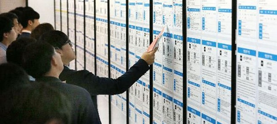 Hàn Quốc: Tỷ lệ thất nghiệp ở người có trình độ cao tăng mạnh - 1 (Nguồn: chosun.com)