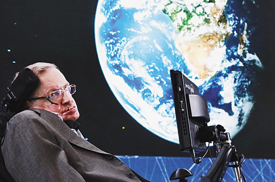 Giọng nói của Stephen Hawking được truyền tới hố đen gần Trái Đất nhất - 1 Giọng nói của Stephen Hawking được truyền tới hố đen gần Trái Đất nhất - 1