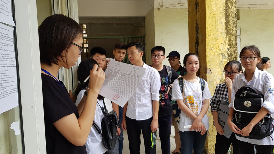 Sáng nay, hơn 340.000 thí sinh dự Bài thi Khoa học tự nhiên THPT quốc gia - 1
Bài thi khoa học tự nhiên (lý - hóa - sinh) với thời gian làm bài 150 phút.