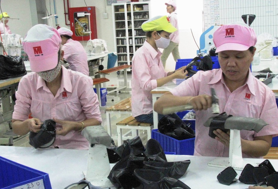 Doanh nghiệp tiết kiệm hơn 70 tỷ đồng với khu công nghiệp sinh thái - 3 Sau 3 năm thí điểm, 72 doanh nghiệp ở Đà Nẵng, Cần Thơ, Ninh Bình triển khai mô hình KCN sinh thái đã tiết kiệm được hơn 70 tỷ đồng