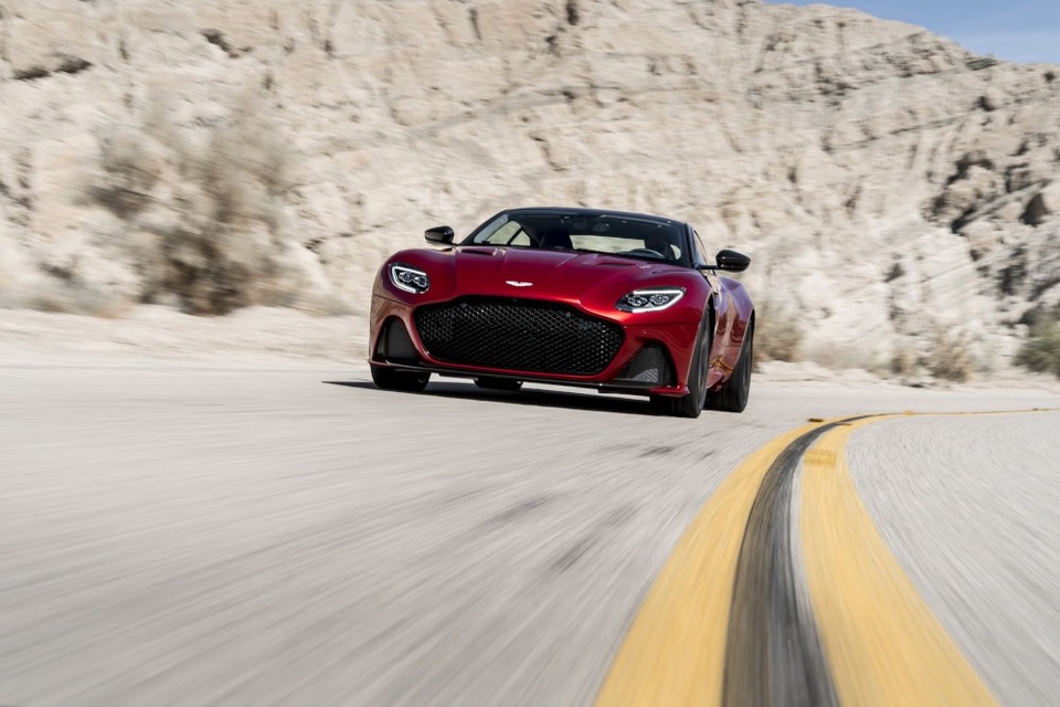 DBS Superleggera - Sự "trở lại" của Aston Martin - 5 DBS Superleggera - Sự "trở lại" của Aston Martin - 5