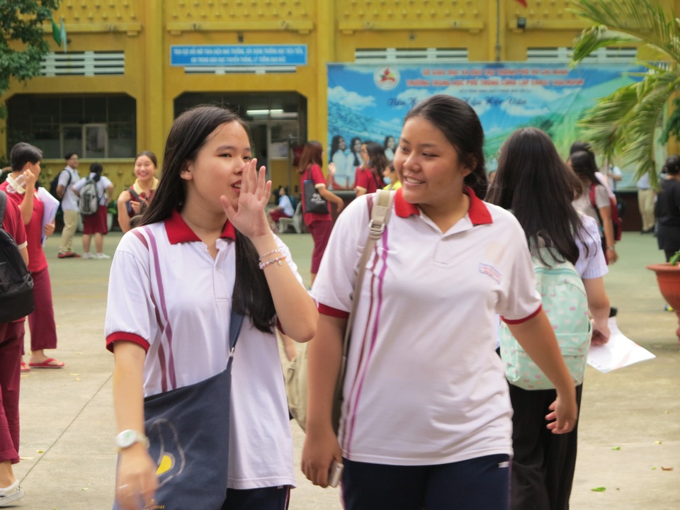 Dự báo điểm chuẩn Đại học sẽ giảm từ 1-3 điểm - 2 Nhiều chuyên gia dự báo, điểm chuẩn ĐH năm nay sẽ giảm sâu, nhất là những trường top cao