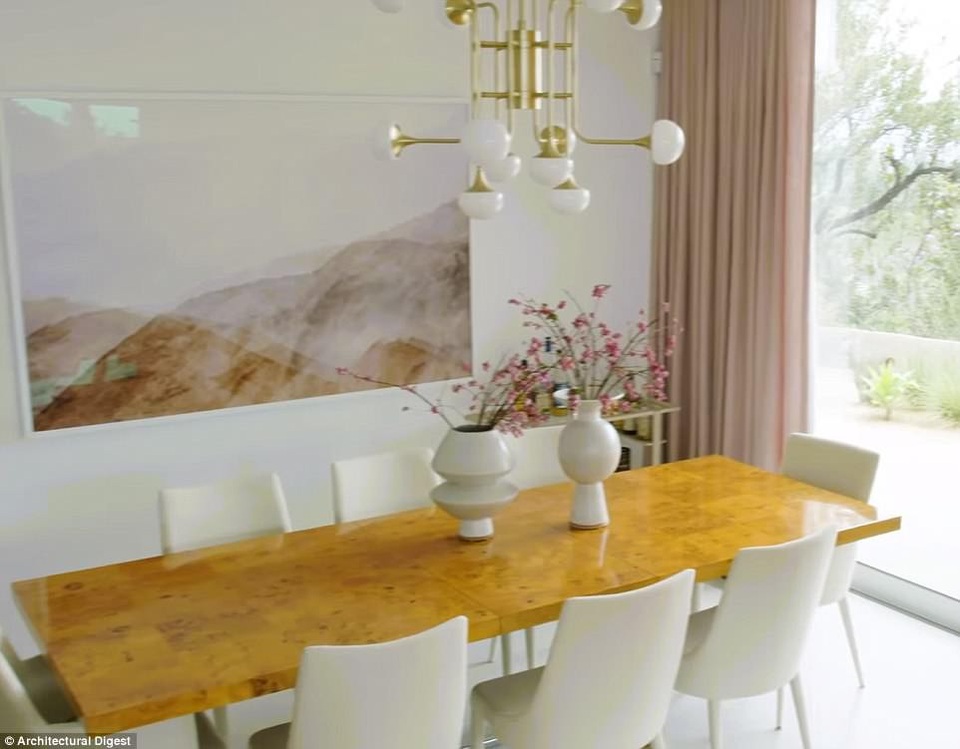 Ngắm nhà siêu sang của Mandy Moore - Ảnh 4.