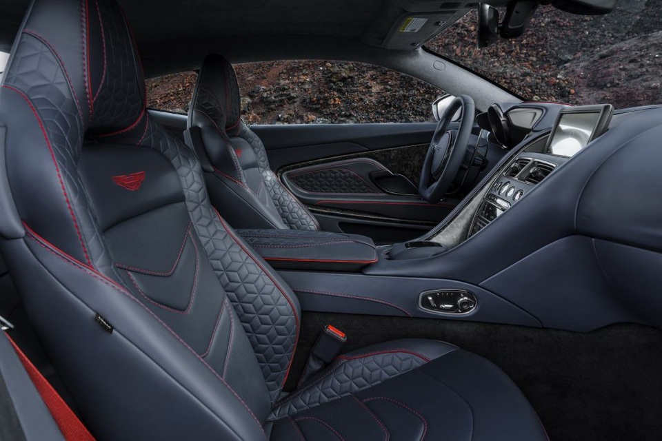 DBS Superleggera - Sự "trở lại" của Aston Martin - 8 DBS Superleggera - Sự "trở lại" của Aston Martin - 8
