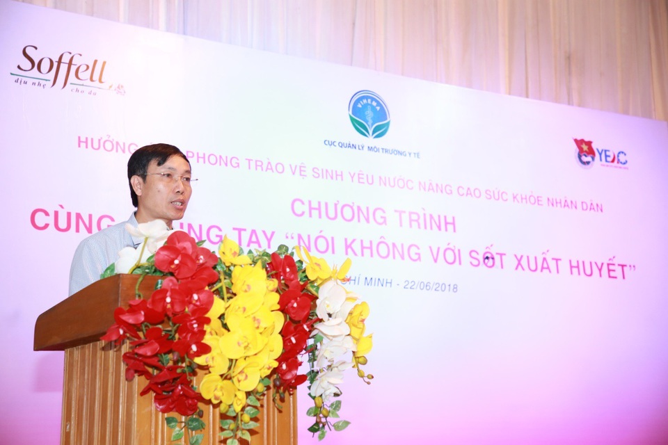 TS.BS Nguyễn Thanh Hà - Phó Cục trưởng Cục quản lí môi trường y tế, Bộ Y tế cho biết sốt xuất huyết chưa có vắc xin và thuốc đặc trị.