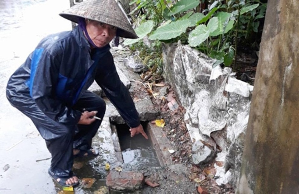 Cách chức Bí thư thị trấn chỉ đạo thanh toán khống khối lượng công trình - 2 Một công trình khai khống số lượng tại thị trấn bị người dân tố giác (ảnh CTV)