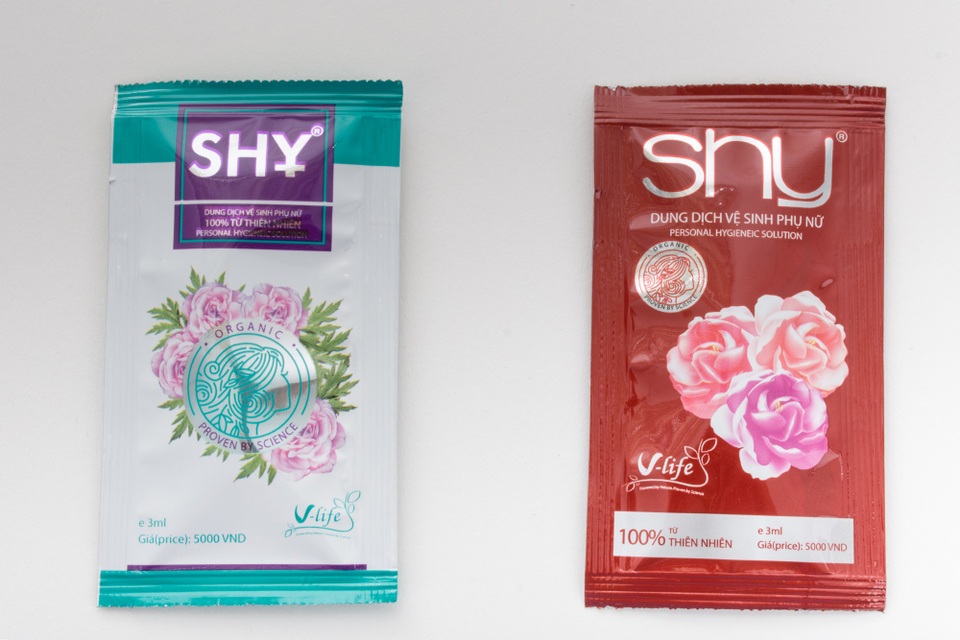V-Life - thương hiệu chuyên nghiệp tiên phong chăm sóc sức khoẻ phụ khoa - 4
Sản phẩm có kiểm định chất lượng tại phòng kiểm định chất lượng.