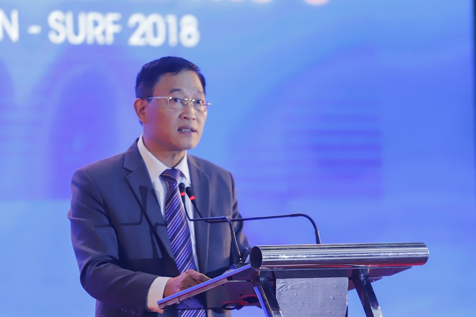 Phát triển đột phá để xây dựng trung tâm khởi nghiệp bên bờ biển của Đà Nẵng - 1
Thứ trưởng Bộ KH-CN Trần Văn Tùng đánh giá cao những bước phát triển mang tính đột phá của Đà Nẵng nhằm hướng tới xây dựng một trung tâm khởi nghiệp bên bờ biển.
