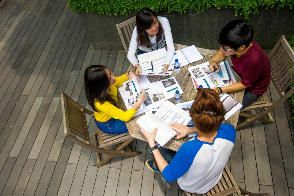 Nhiều cơ hội học bổng tại trường ĐH Murdoch, Singapore - 3
Sinh viên có thể chọn học hoàn toàn tại Singapore để tiết kiệm thời gian và chi phí.