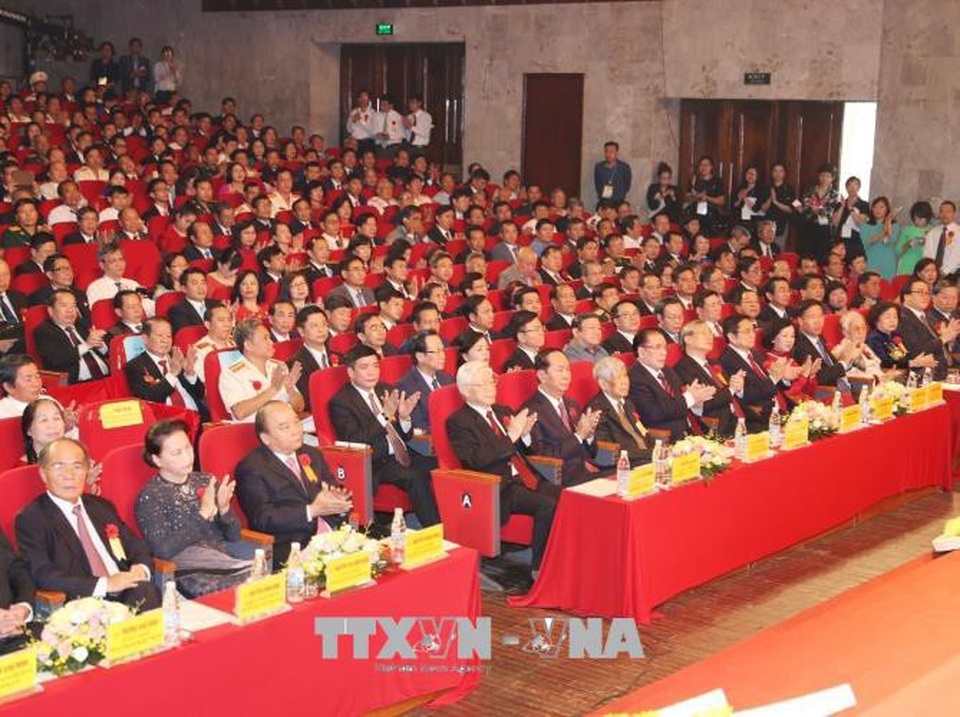 Tổng Bí thư dự lễ kỷ niệm 70 năm ngày Bác Hồ kêu gọi thi đua ái quốc - 5 Các đại biểu tham dự Lễ kỷ niệm. Ảnh: Trí Dũng/TTXVN